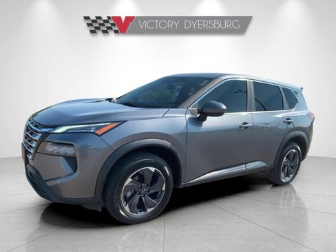 Used 2024 Nissan Rogue SV FWD image 8