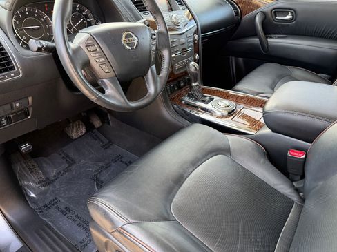 Used 2018 Nissan Armada SL w/ Premium Package image 4