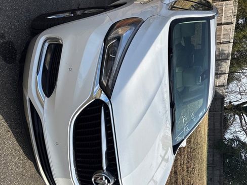 Used 2018 Buick Enclave Premium w/ Experience Buick Package image 1