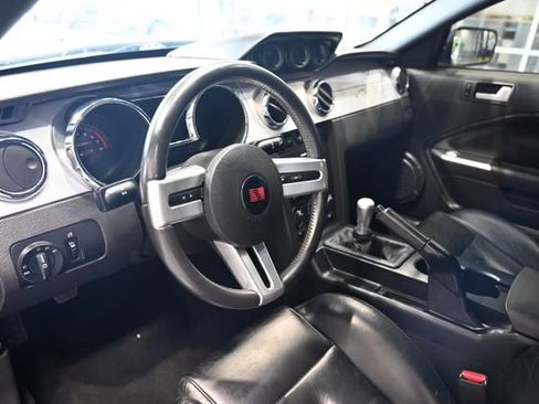 Used 2005 Ford Mustang GT Premium RWD image 19