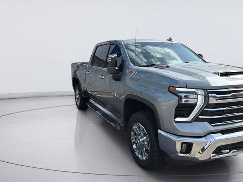 Used 2024 Chevrolet Silverado 2500 LTZ w/ LTZ Premium Texas Edition AWD/4WD image 4