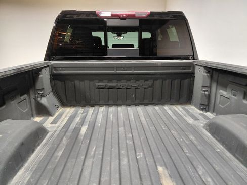 Used 2021 GMC Sierra 2500 Denali w/ Denali Ultimate Package image 27