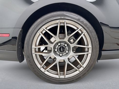Used 2012 Ford Mustang Shelby GT500 w/ SVT Performance Pkg RWD image 14