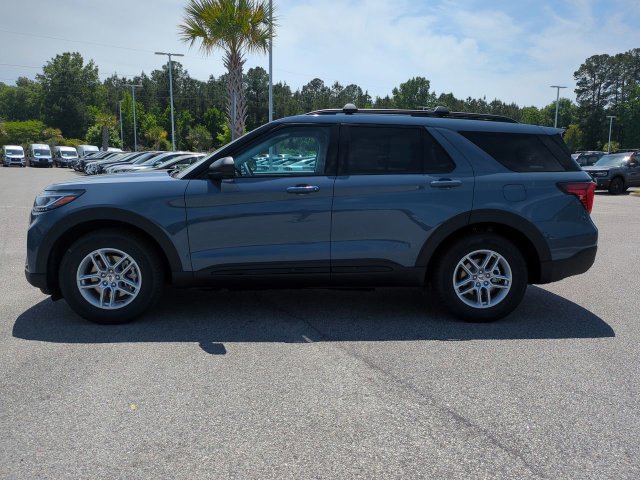 New 2026 Ford Explorer Active RWD image 7