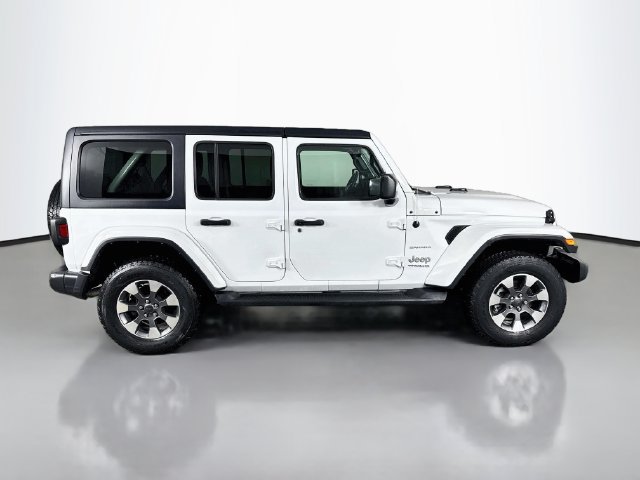 Used 2022 Jeep Wrangler Unlimited Sahara w/ Cold Weather Group AWD/4WD image 5