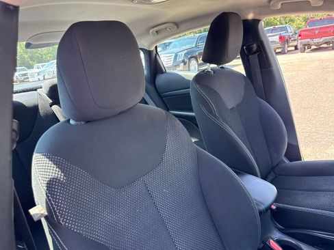 Used 2016 Dodge Dart SXT FWD image 34