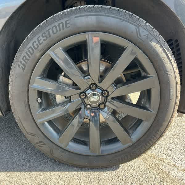 Used 2020 Land Rover Range Rover Velar R-Dynamic S AWD/4WD image 10