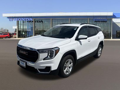 Used 2022 GMC Terrain SLE w/ Driver Convenience Package