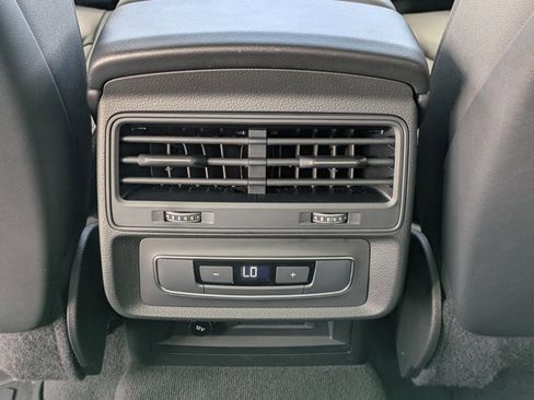 Used 2023 Audi Q7 2.0T Premium Plus w/ Premium Plus Package AWD/4WD image 22