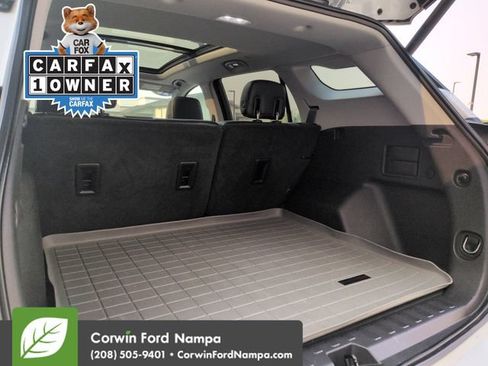 Used 2020 GMC Terrain SLT w/ Preferred Package AWD/4WD image 30