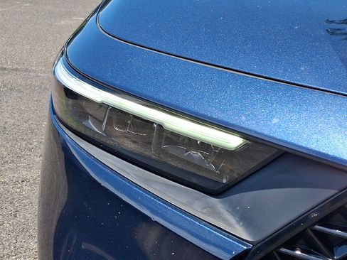 Certified 2023 Honda Accord EX image 9