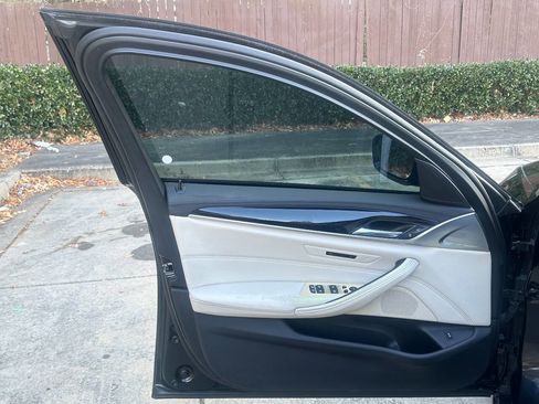 Used 2017 BMW 540i image 20