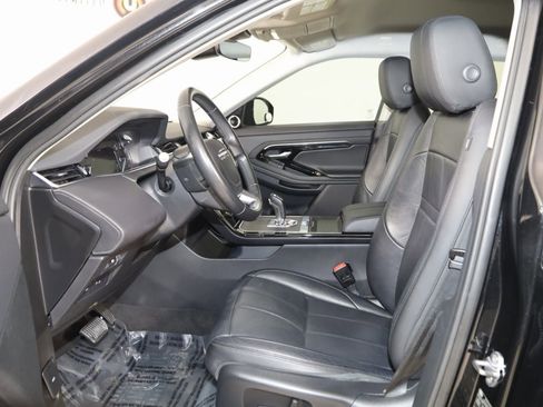 Used 2020 Land Rover Range Rover Evoque S image 10