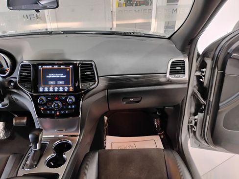 Used 2021 Jeep Grand Cherokee Laredo X RWD image 82
