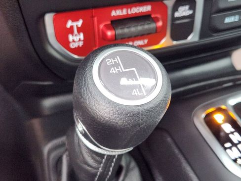 New 2026 Jeep Wrangler Unlimited Sport AWD/4WD image 16