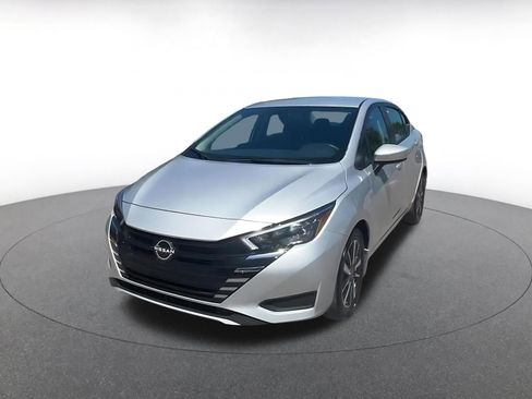 Used 2025 Nissan Versa SV w/ Trunk Package FWD image 7
