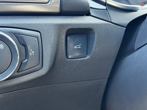 Used 2016 Ford Fusion SE image 27