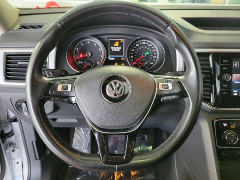 Used 2018 Volkswagen Atlas SEL image 19