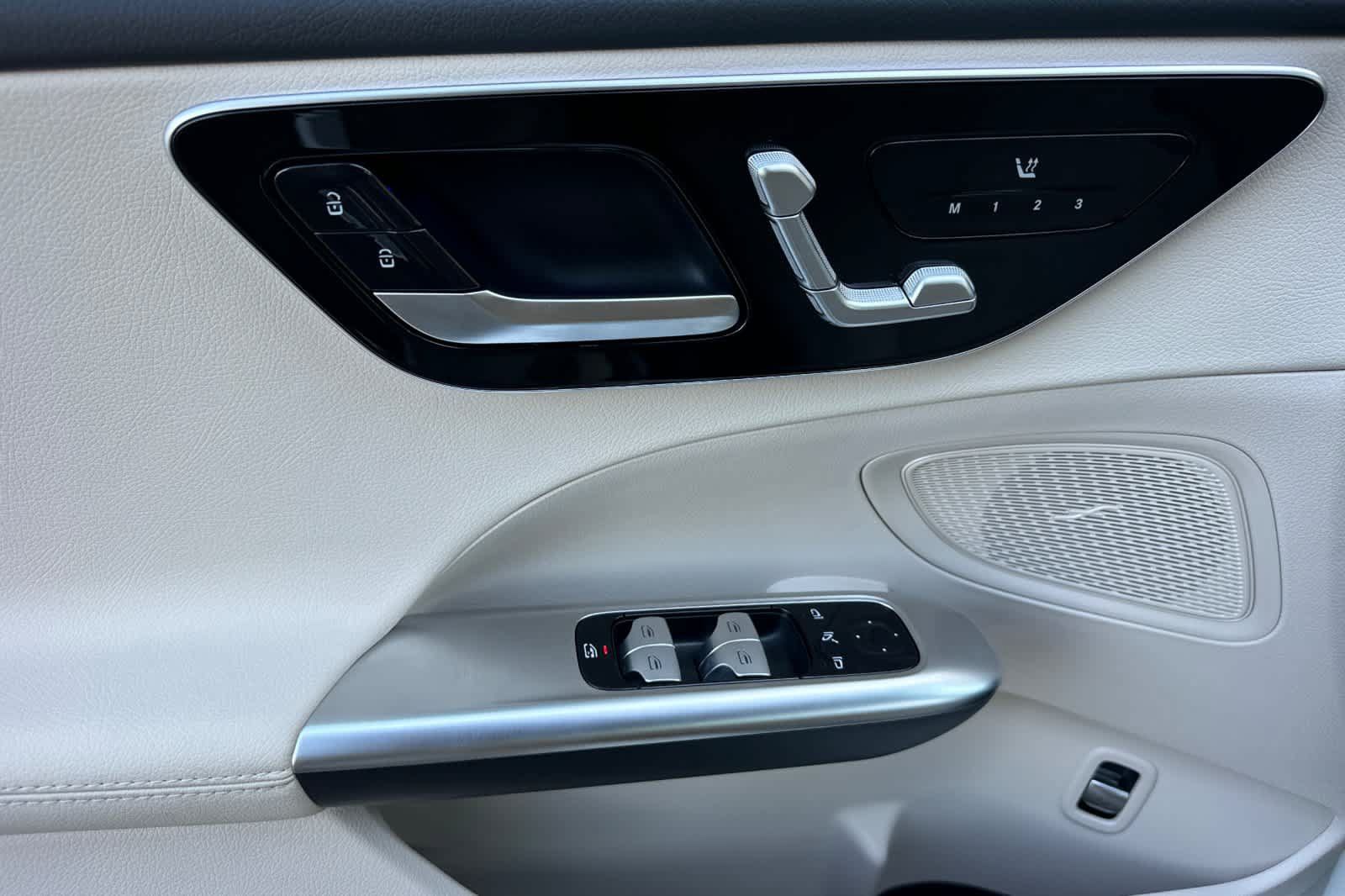 Certified 2026 Mercedes-Benz C 300 4MATIC Sedan image 10