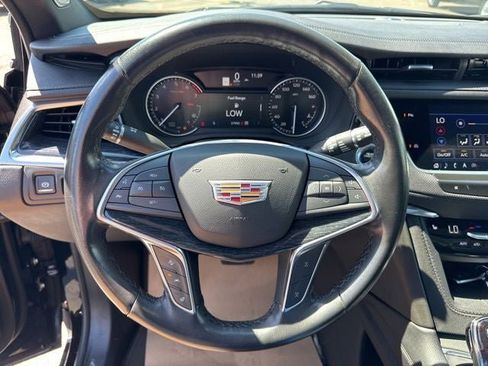 Certified 2023 Cadillac XT5 Premium Luxury AWD/4WD image 11