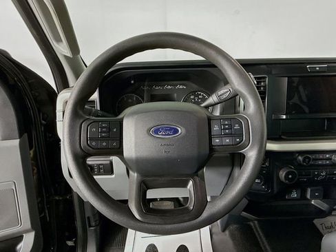 Used 2025 Ford F350 XL w/ 360-Degree Camera Package image 11