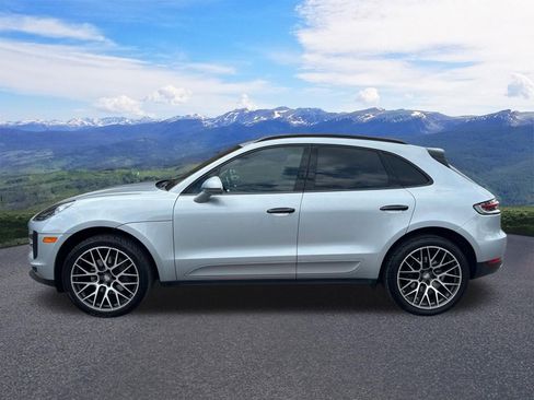 Used 2019 Porsche Macan AWD/4WD image 2
