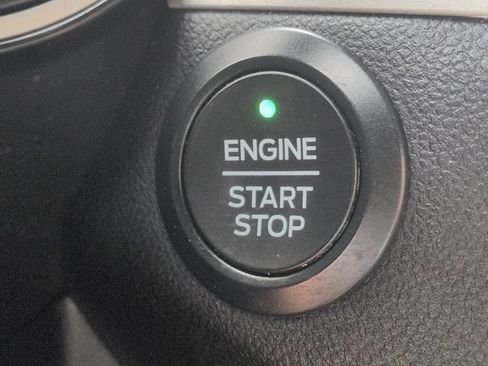 Used 2020 Ford Escape SE AWD/4WD image 36