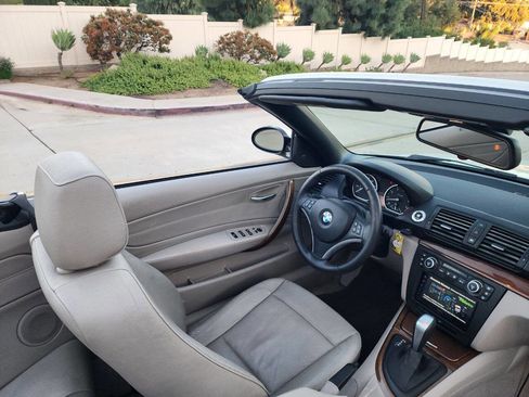 Used 2008 BMW 128i Convertible RWD image 25