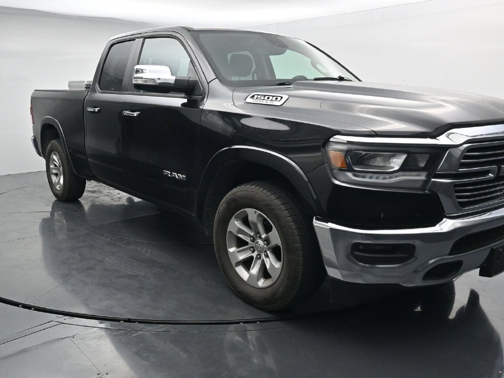 Used 2019 RAM 1500 Laramie AWD/4WD image 2