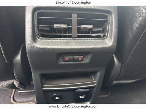 Used 2024 Ford Edge Titanium w/ Titanium Elite Package image 25