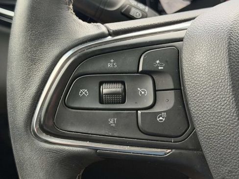 Used 2023 Buick Encore GX Essence w/ Experience Buick Package FWD image 27