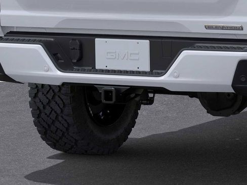 New 2026 GMC Canyon Elevation w/ Convenience Package image 14