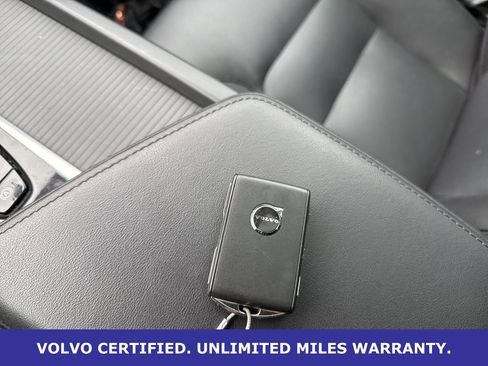Certified 2025 Volvo XC60 B5 Core AWD/4WD image 27