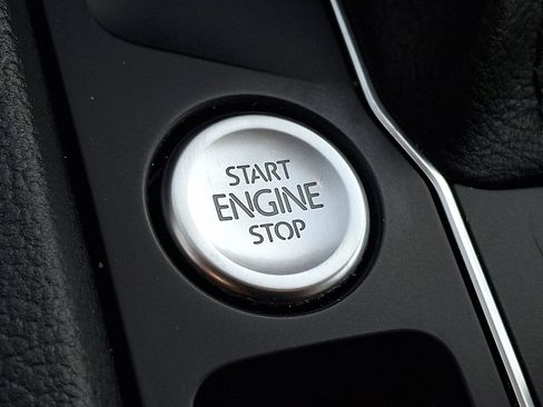 Used 2019 Volkswagen Atlas SEL image 27