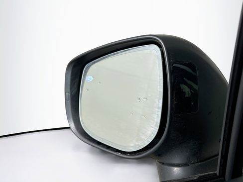 Used 2023 Subaru Crosstrek 2.5i Limited image 16