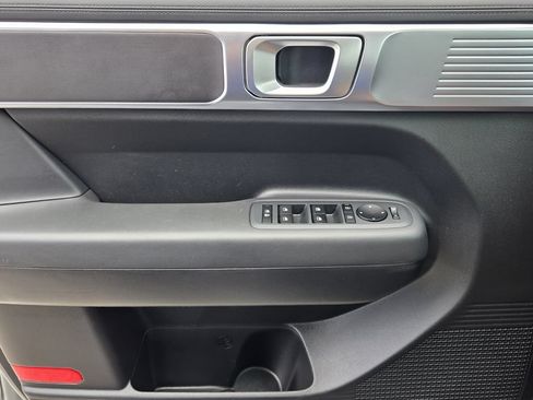 Used 2025 Hyundai Santa Fe SE FWD image 26