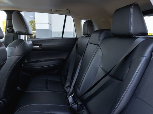 Certified 2024 Toyota Corolla Cross XLE w/ Convenience Package image 27