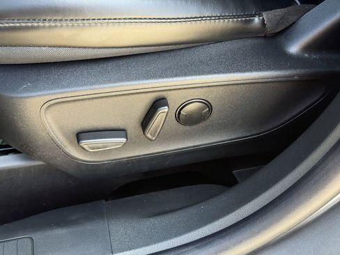 Used 2025 Ford Escape ST-Line image 26