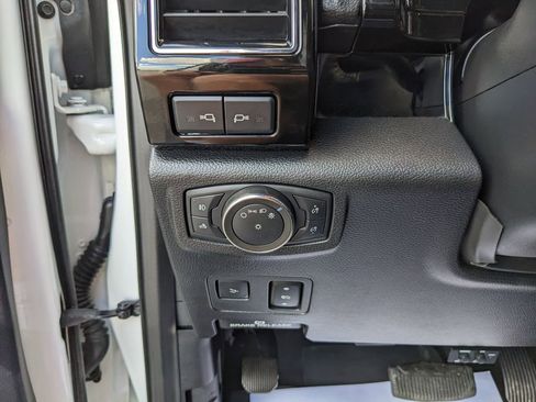 Used 2021 Ford F250 Lariat image 33