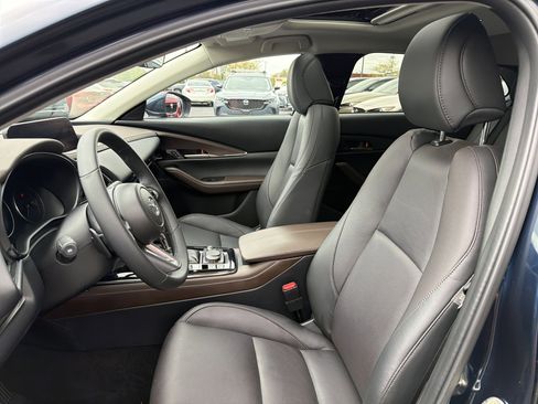Certified 2025 MAZDA CX-30 AWD 2.5 S w/ Premium Package image 10