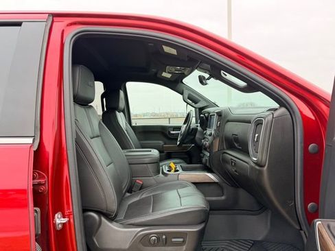 Used 2022 Chevrolet Silverado 2500 High Country w/ Z71 Off-Road Package image 12