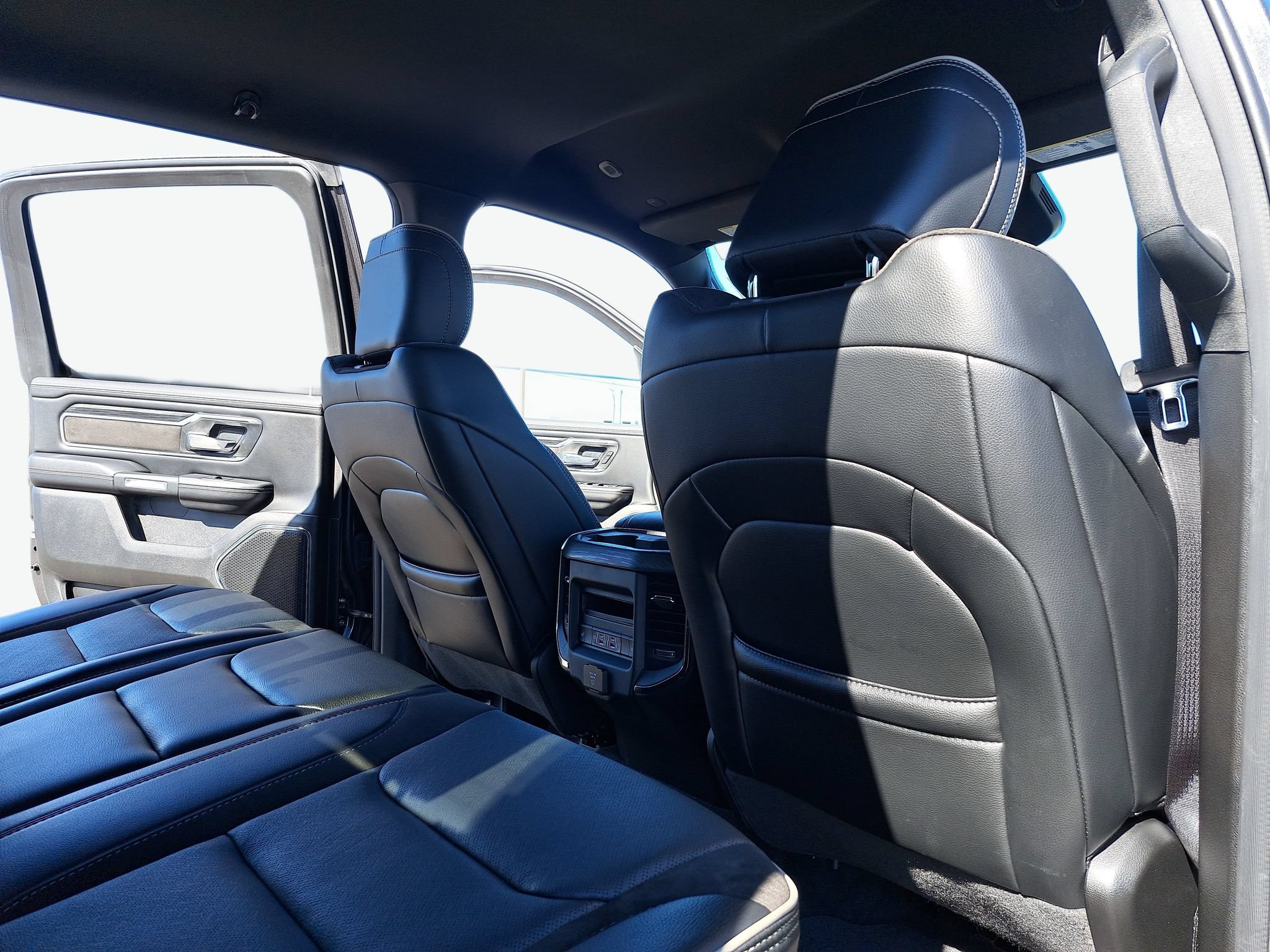 Certified 2024 RAM 1500 Laramie AWD/4WD image 12