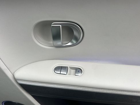 Used 2023 Hyundai Ioniq 5 Limited image 19