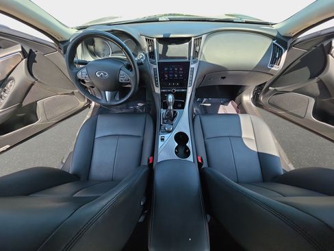 Used 2016 INFINITI Q50 Premium AWD/4WD image 9