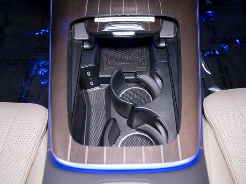 New 2026 Mercedes-Benz E 350 4MATIC Sedan image 21