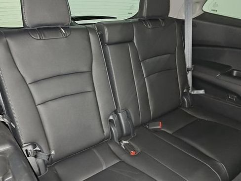 Used 2017 Honda Pilot Elite image 14
