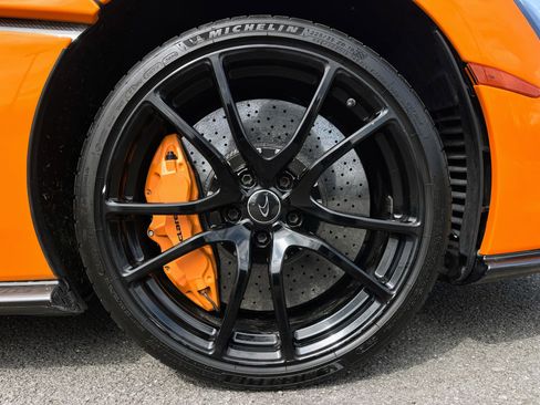 Used 2016 McLaren 570S Coupe image 41