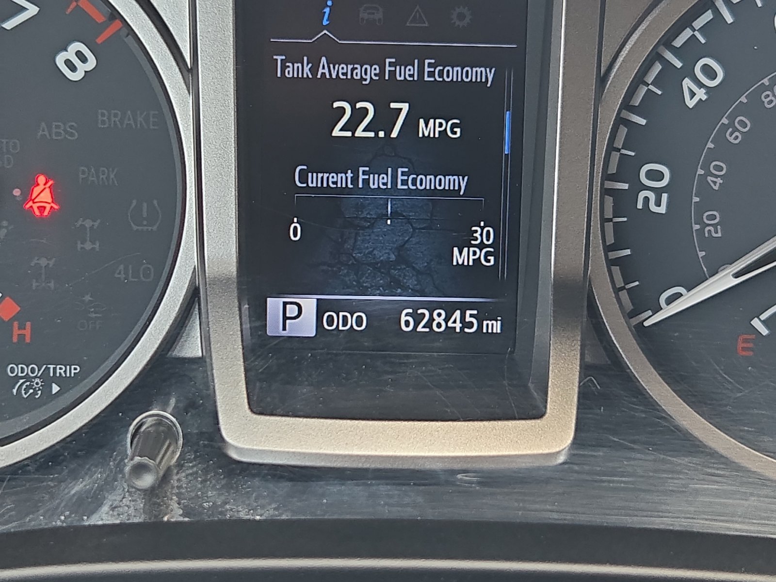 Certified 2021 Toyota Tacoma SR5 AWD/4WD image 23