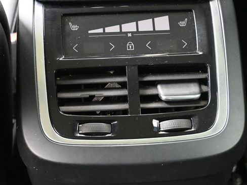 Certified 2023 Volvo XC90 B6 Plus w/ Protection Package Premier image 20