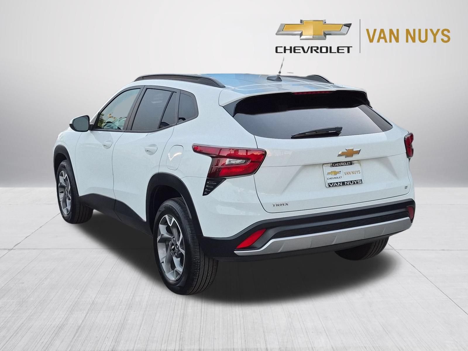 Used 2024 Chevrolet Trax LT FWD image 7